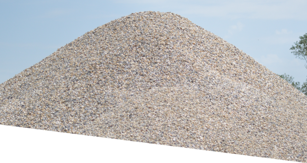 白坂建設が供給する建築・土木用の高品質な白砂（シラス）。鹿児島県内への安定した資材販売